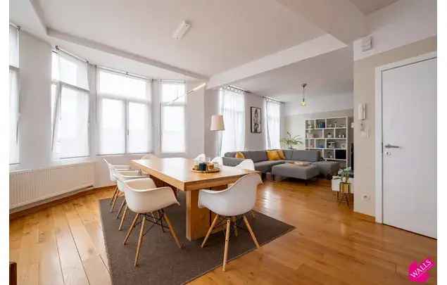 Huur 2 slaapkamer appartement van 109 m² in Antwerp