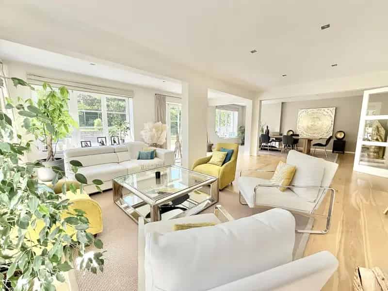 Villa te Koop Ukkel 5 slaapkamers 283m² gerenoveerd