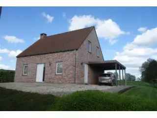 Villa te huur Mourcourt 3 slaapkamers tuin carport