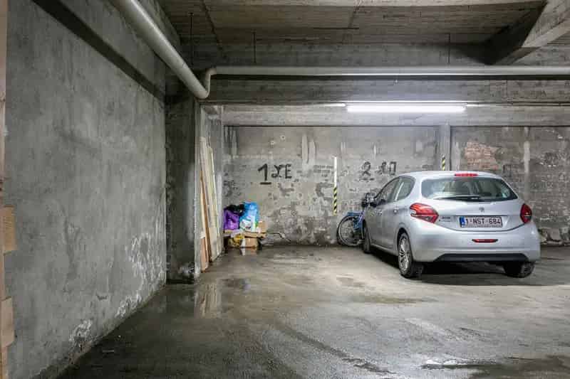 Ondergrondse Autostaanplaats Te Koop