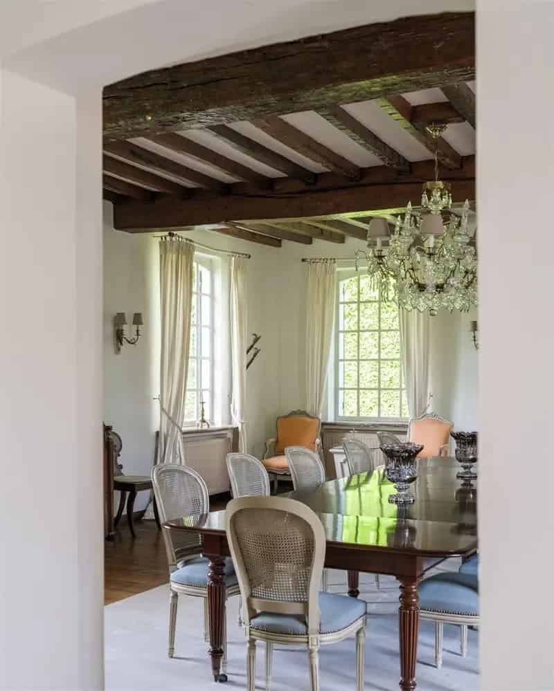 Authentieke Vierkantshoeve te Koop