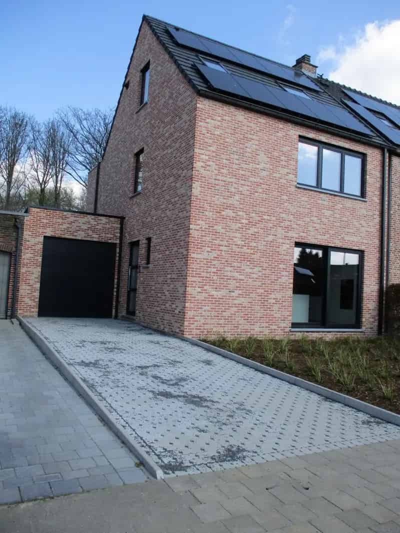 Nieuwe Instapklare Halfopen BEN Woning