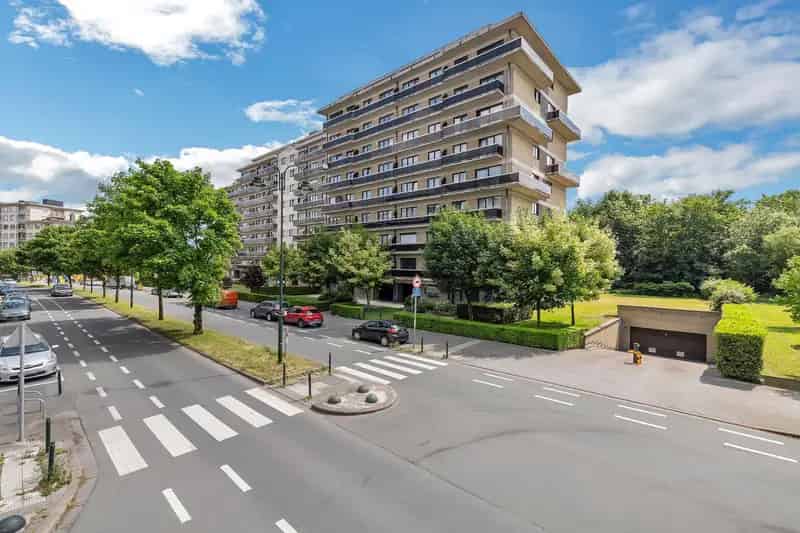 Instapklaar Commercieel Gelijkvloers Strategische Locatie