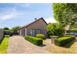 Huis te koop Millegem - Instapklaar 2 slaapkamers tuin garage