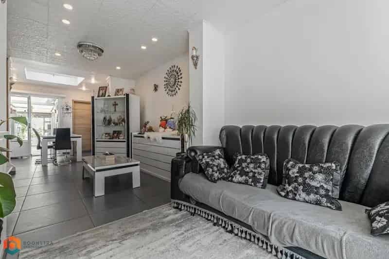 Instapklare woning 3 slaapkamers garage