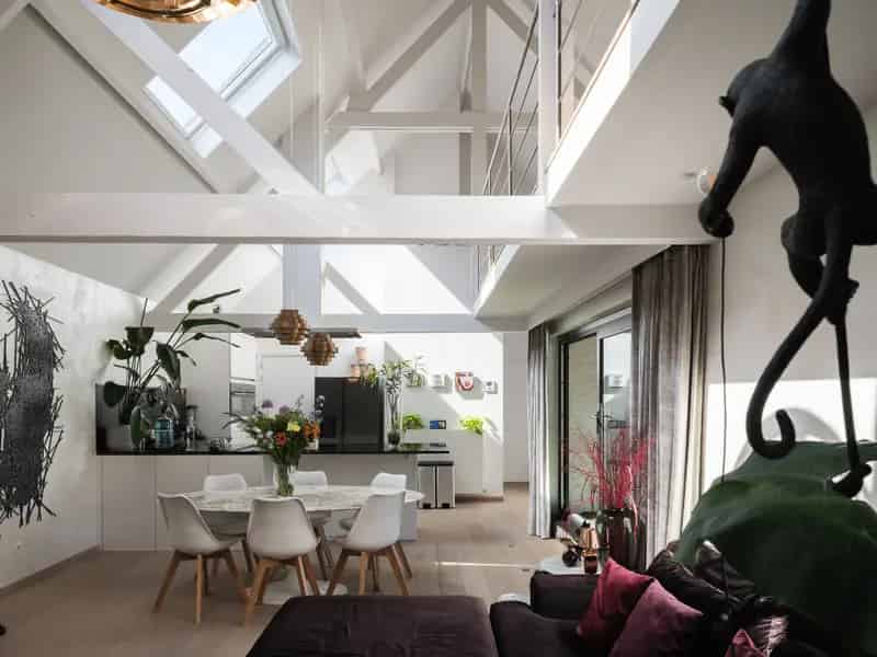 Appartement te koop: Uniek Industrieel Appartement 168m² nabij het Zuid