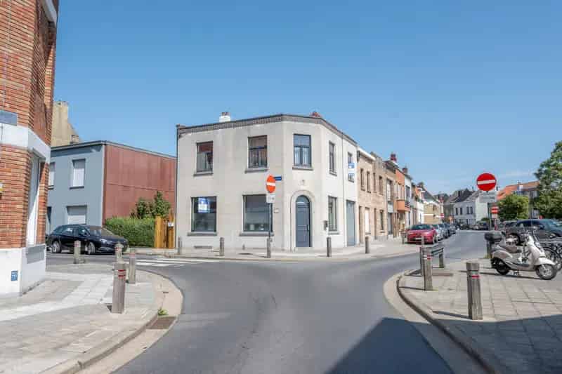Hoekwoning met Garage te Blankenberge Nabij Jachthaven