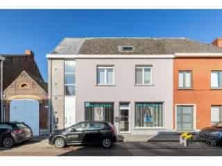Handelspand met Appartement te Berendrecht