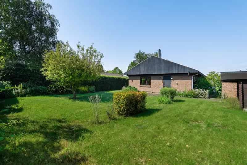 Charmante Laagbouwvilla te Lint 3 slaapkamers 670m²