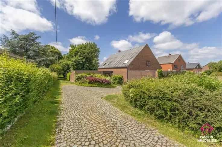 Villa d'architecte 204m² Hymiée -  Grand jardin et garages