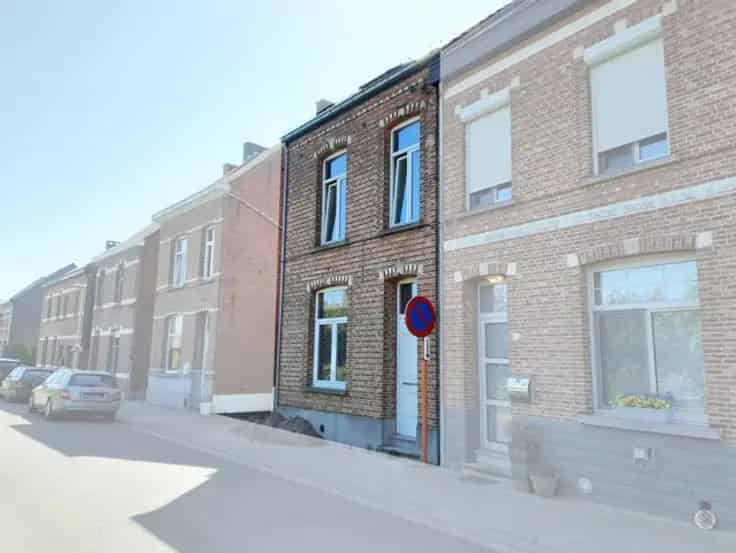 Huis Te Koop Nijlen: Af te werken woning, EPC B