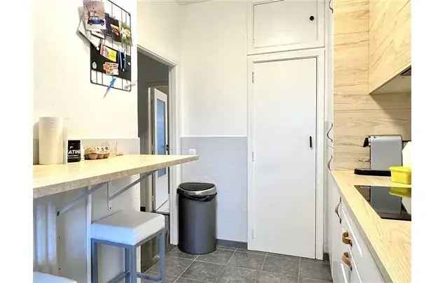 Huur 2 slaapkamer appartement van 63 m² in Antwerp