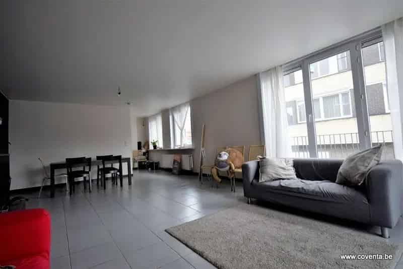 Appartement te koop Roeselare - Garage - Terras - 2 slaapkamers
