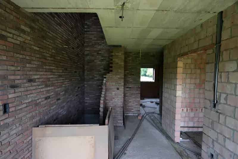 Ruime Jaren 90 Woning te Huur 4 slaapkamers Volledig Onderkelderd