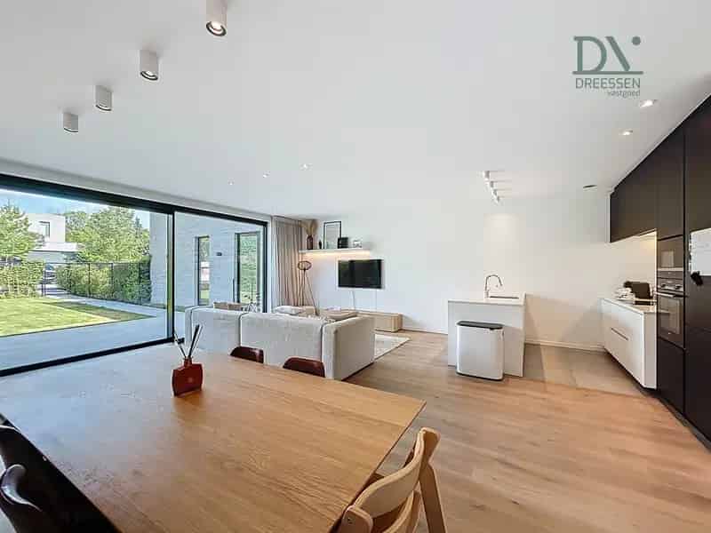 Luxueus Appartement met Tuin te Huur Kapellen