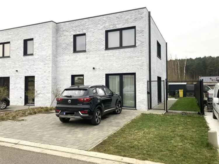 Te huur energiezuinige nieuwbouwwoning met 3 slpk en tuin in Averbode