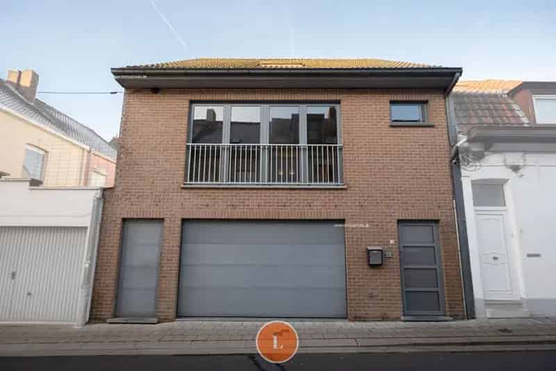 Appartement te koop Menen 2 slaapkamers grote woonkamer garage