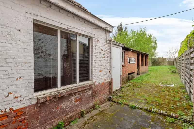 Huis te renoveren 3 slaapkamers tuin zolder
