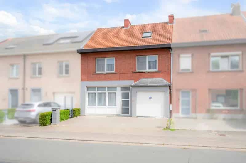 Huis te huur Sint Niklaas Ruime woning met renovatiemogelijkheden