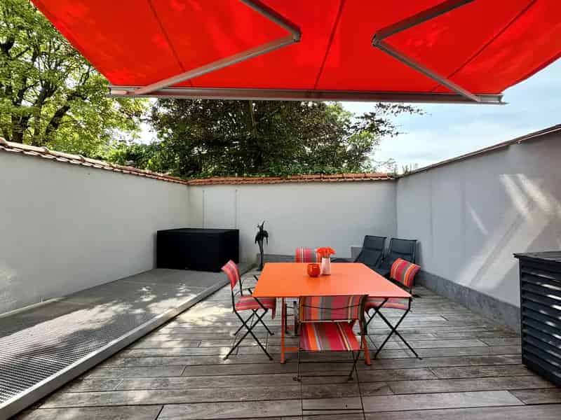 Huis te huur Brugge Centrum: Luxe woning met 3 slaapkamers en 2 garages