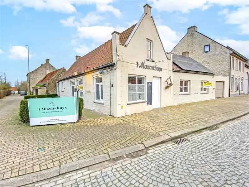 Handelspand te koop Pollinkhove: Horecagelegenheid met woonst