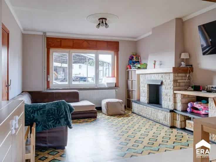 Huis Te Koop Velm: Ruime Gezinswoning 194m² met Tuin