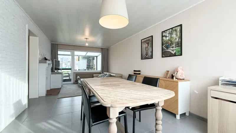 Instapklare woning 3 slaapkamers ruime tuin Houthalen