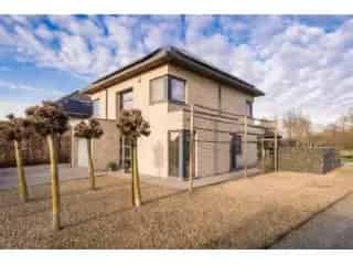 Huis te Koop Putte Ruime Villa 225m² 13a