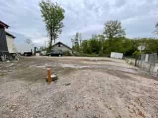 Grond te koop met moderne container woning Laneffe