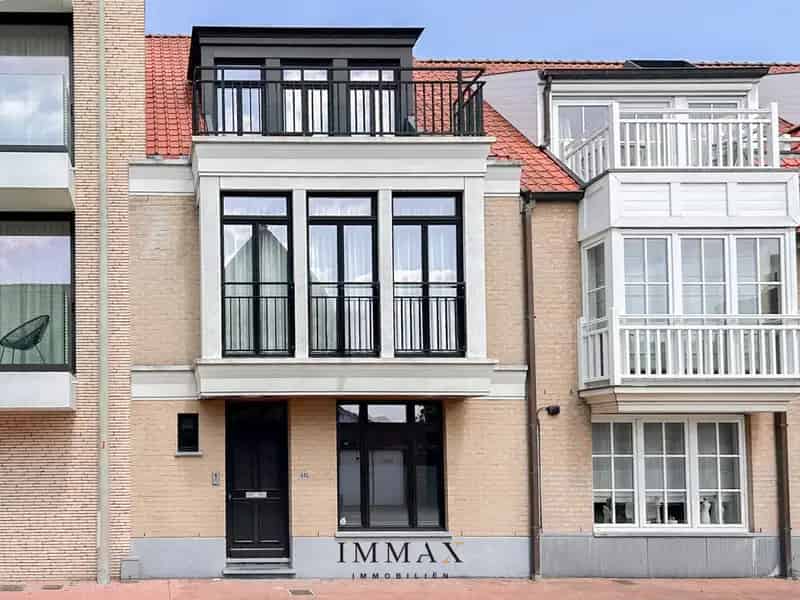 Huis te koop Duinbergen: 4-5 slaapkamers, dubbele garage, strand nabij