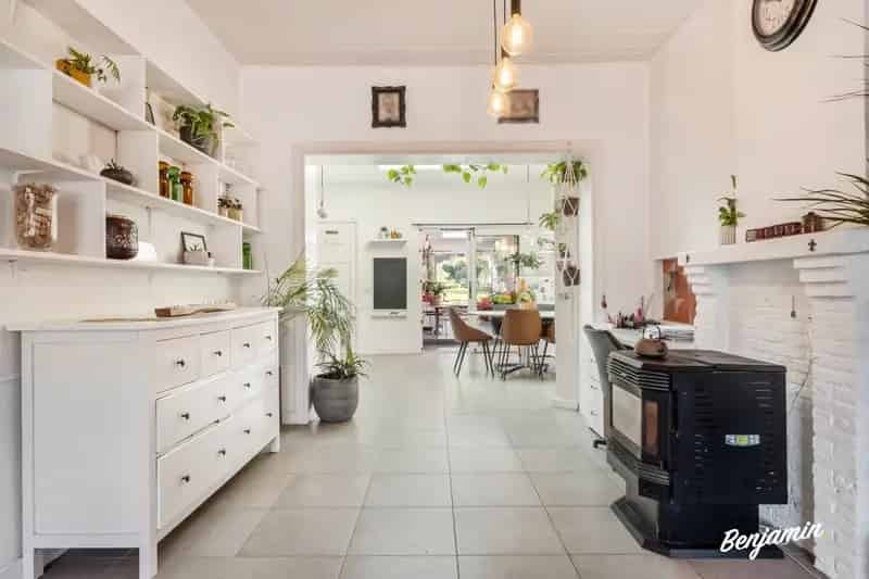 Ruime woning 4 slaapkamers garage en mancave Zillebeke