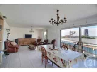 Appartement te koop Charleroi 3 slaapkamers 2 garages
