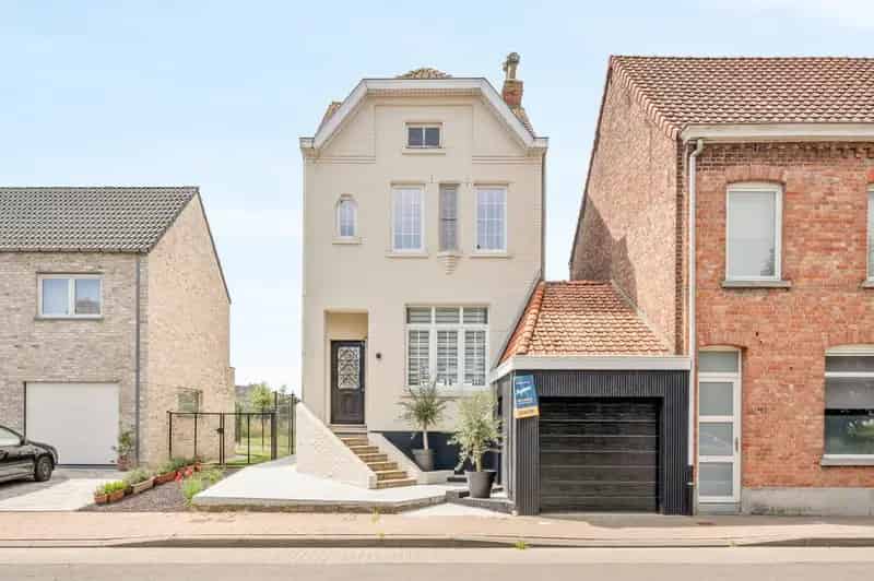 Gerenoveerde Burgerwoning 3 4 slaapkamers Zuidtuin