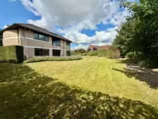 Huis te Koop Lochristi 407m² 4 slaapkamers grote tuin