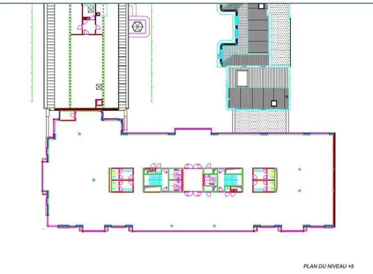 ESPACE MEEUS: kantoor te huur - 675m²