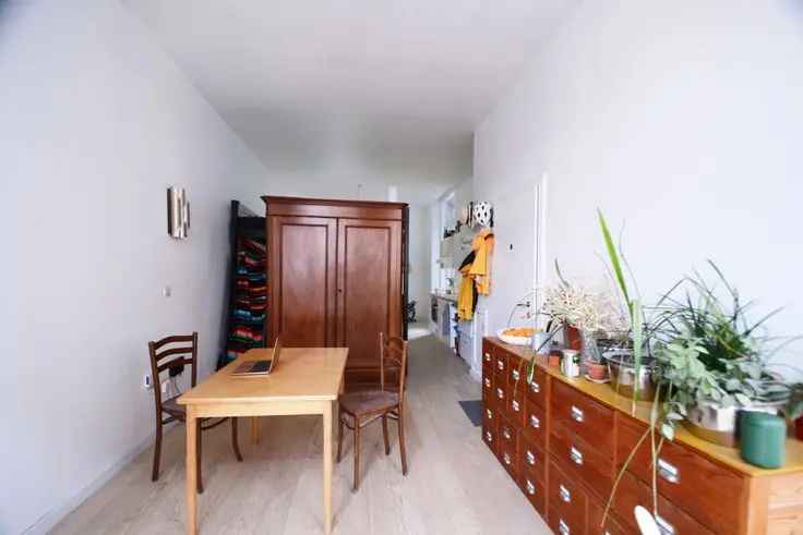 Studio te Koop Brussel Centrum - Instapklaar appartement