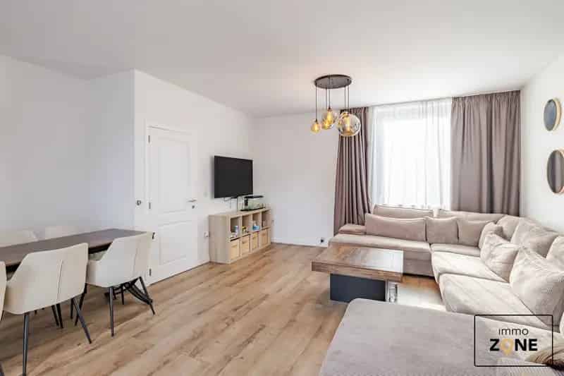 Handelswoning met Appartement in Hamme