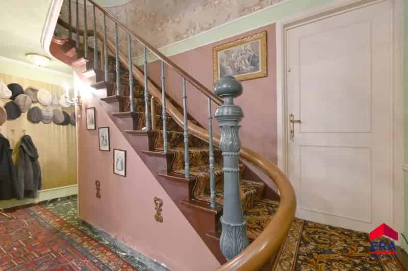 Huis te koop Eeklo: Herenhuis met karakter