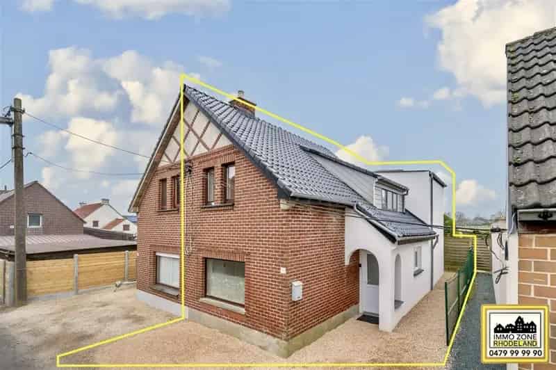 Toffe halfopen woning 3 slaapkamers tuin rustige locatie