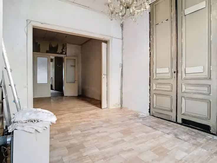 Herenhuis te renoveren Antwerpen 4 slaapkamers tuin