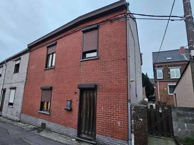 Huis Te Koop Nabij Alle Voorzieningen