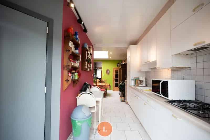 Te renoveren woning Menen