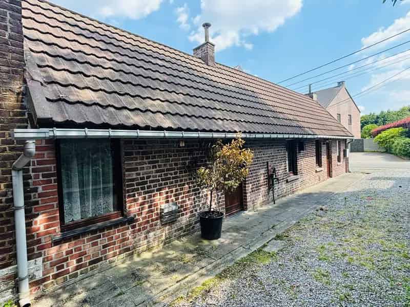 Huis te huur te renoveren Ellezelles met tuin en garage