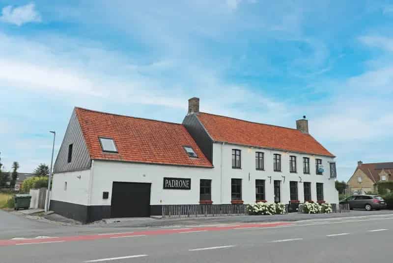 Charmante Horecazaak Toplocatie Volledig Aanbod