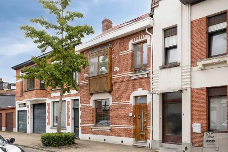 Huis te koop Brasschaat 2 3 slaapkamers tuin EPC C