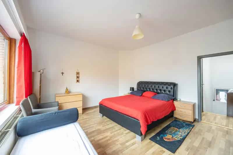 Charmante Goed Gelegen Woning