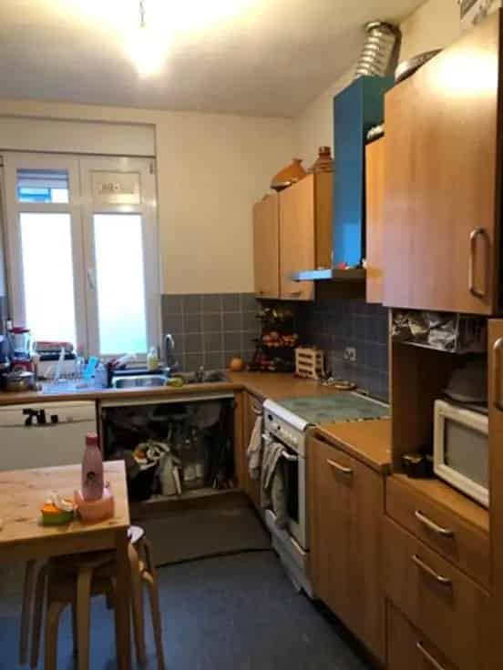 Huis Te Koop 3 Slaapkamers Nabij Canal en Centrum