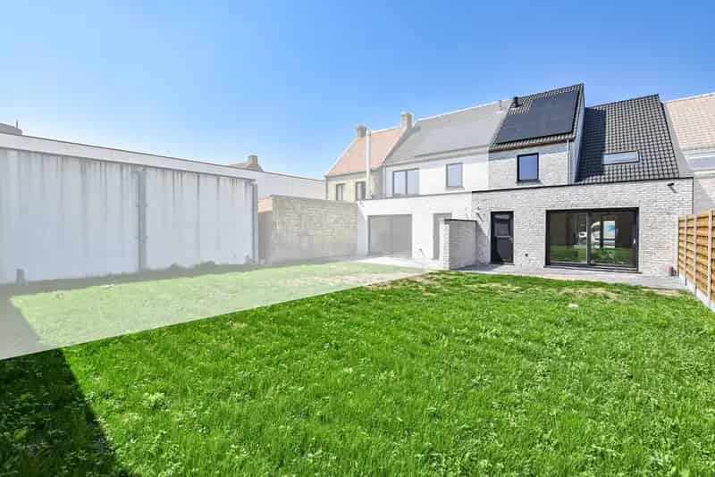 Gloednieuwe woning met uitbreidingsmogelijkheden