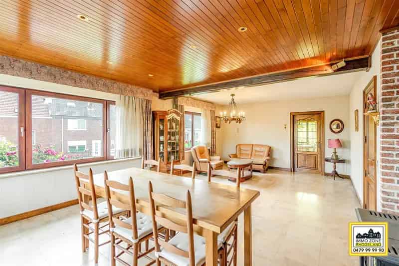 Huis te koop Schepdaal: 3 slaapkamers, ruime tuin, 2 garages