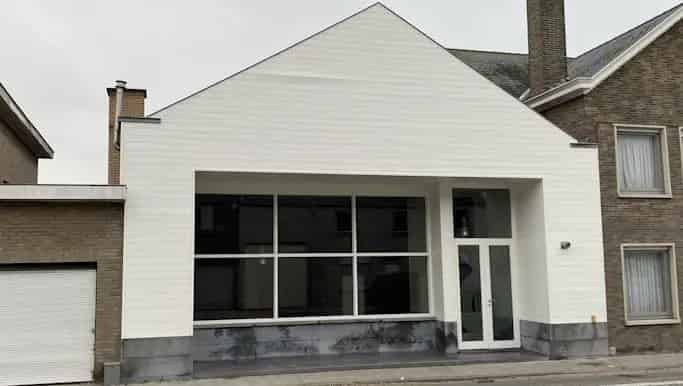 Handelspand te huur Pervijze 130m²
